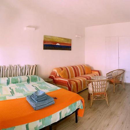 Villa Antioco Cala Sapone Exteriör bild